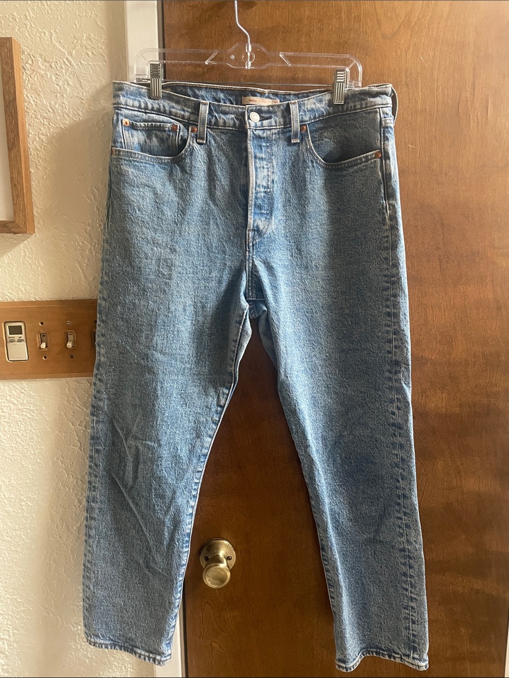 Classic Woman's or Men's Light Blue Denim Jeans - Picture 1 of 8
